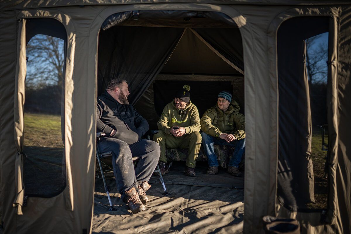 Ridge Monkey EscApe XF2 Standard with Plus porch extension, XF2 Standarta telts ar verandas paplašinājumu