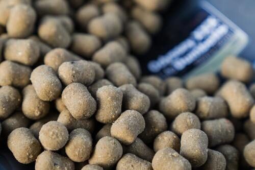 CCmoore Odyssey dumbells XXX 10x15mm un 15x18mm 1kg