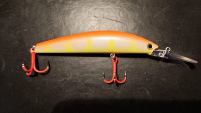 Ekskluzīvs krāsojums Bassday Sugar Minnow Stream 85SP MR