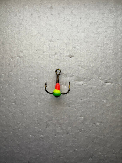 Trīsžubura āķis ar bumbiņu