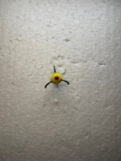 Trīsžubura āķis ar bumbiņu