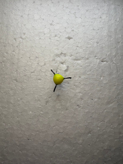 Trīsžubura āķis ar bumbiņu