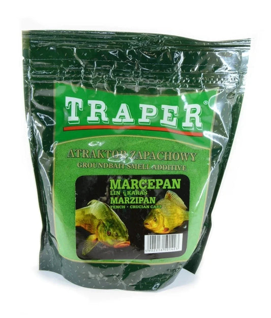 TRAPER Atraktor Marzipan 250g ir koncentrēts marcipāna aromāta un garšas atraktors, kas paredzēts karpu dzimtas un citu miermīlīgo zivju pievilināšanai. Izteiktais, saldenais aromāts palīdz pastiprināt iebarojamā maisījuma pievilcību un izcelt to uz dabiskās barības fona.

Īpaši laba izvēle ūdenstilpēs ar augstu makšķerēšanas presingu, kur zivis ir piesardzīgas un pieradušas pie tradicionāliem iebarojamajiem maisījumiem. Piemērots gan karpu copei, gan fīdermakšķerēšanai.
