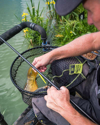Uztveramais tīkls Matrix Carp Scoop Landing Net