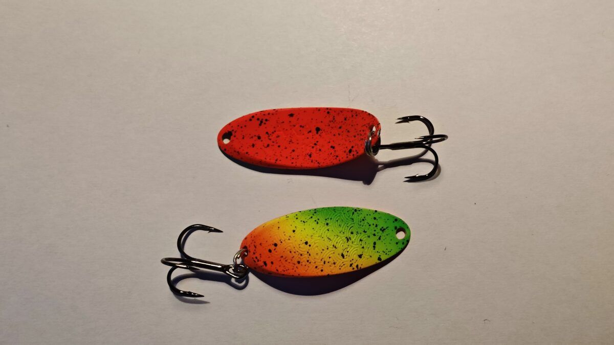 Top1 Spožo Taimiņu šūpiņš Akara - 16g ar āķi