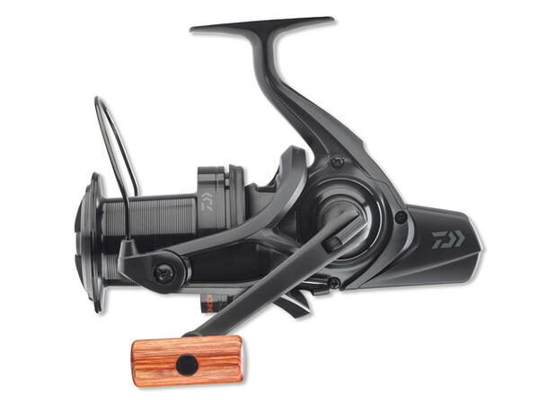 DAIWA 21 Emblem 45 SCW QD SD , karpu spole -  700m auklas ietilpība