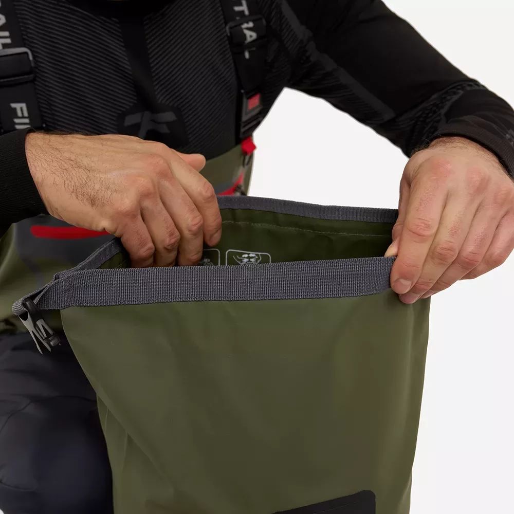 Mugursoma FINNTRAIL TARGET 20L KHAKI