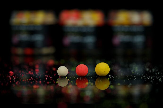 STICKY MULBZ FLUORO POP UPS, Spilgtās Krāsainās Plūškoka peldošās boilas jeb pop up - 12,14,16mm