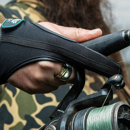 WOLF XK-1 KEVLAR CASTING GLOVE, Cimds iemetienam L vai XL