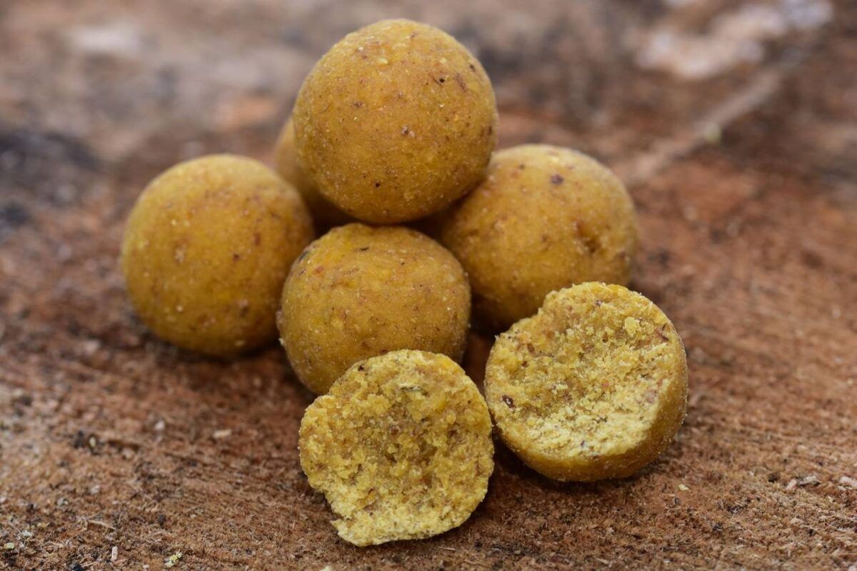 Dynamite Sweet Tiger & Corn Boilies, Saldās tīģerrieksta un kukurūzas boilas 5kg 15mm