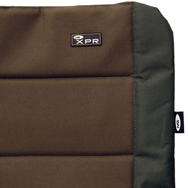 NGT Ērts tūrisma krēsls ar roku balstiem XPR