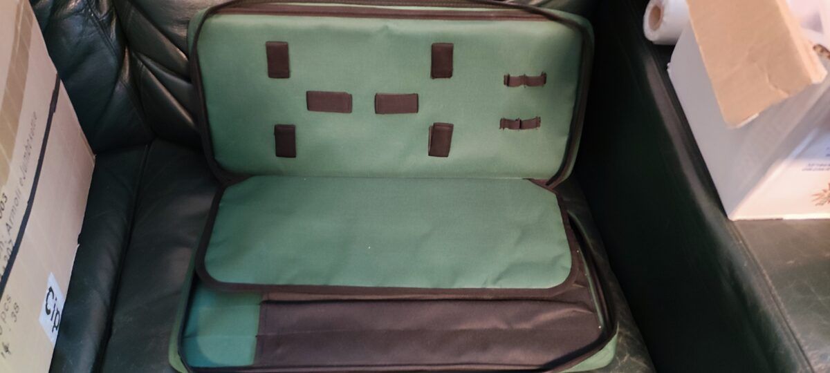 Adaptable storage case, Bank stick un aksesuāru soma