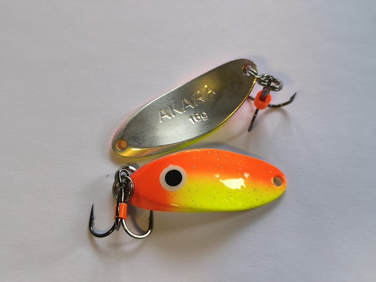 Top1 Spožo Taimiņu šūpiņš Akara - 18g ar āķi spožajiem