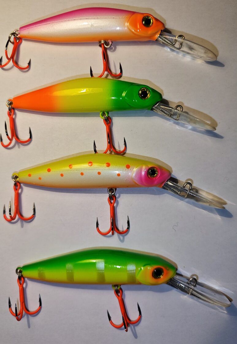 Ekskluzīvs krāsojums Pontoon 21 Crack Jack 78F DR