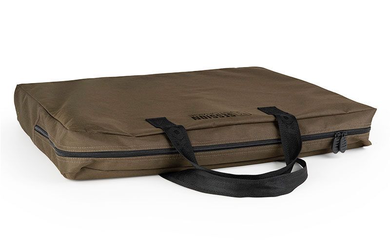 FOX Session storage Table, Mazais un kompaktais galds ar papildus plauktiem.