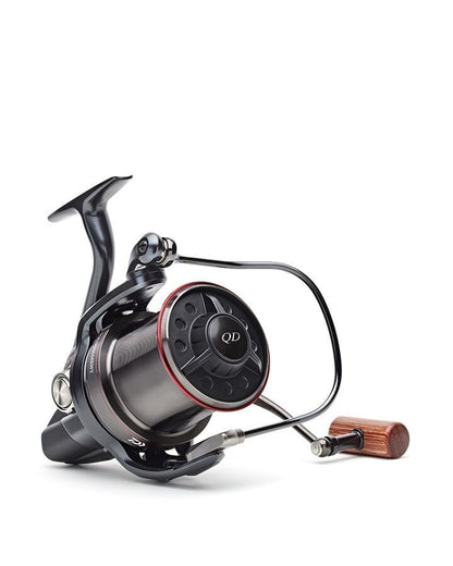 DAIWA 20 Tournament Basia 45SCW QD Lielā karpu spole ar rezerves kaseti