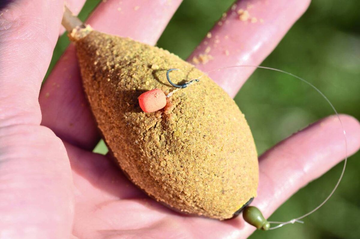 Dynamite Swim Stim Feeder Groundbaits - 1,8kg Fīdera maltā barība 3 veidi