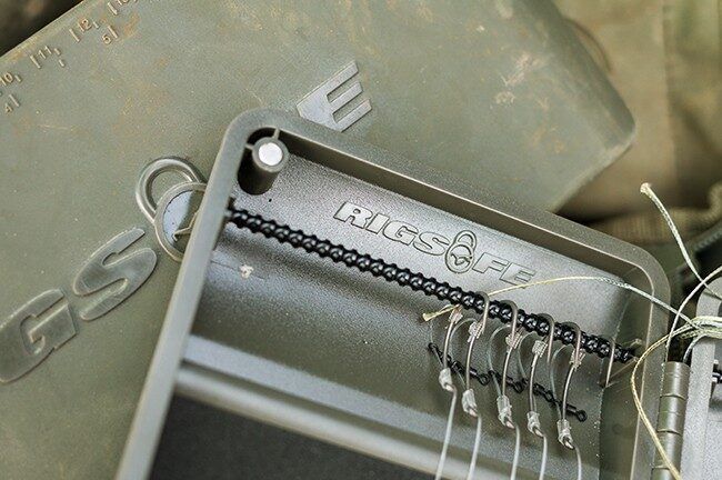 KORDA Large RigSafe, Lielā pavadiņu kastīte