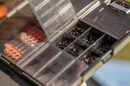 KORDA Tackle Box, Izturīga makšķerlietu kaste