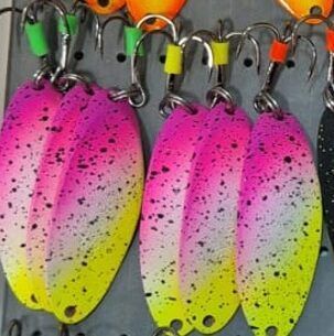 Top1 Spožo Taimiņu šūpiņš Akara - 21g ar āķi