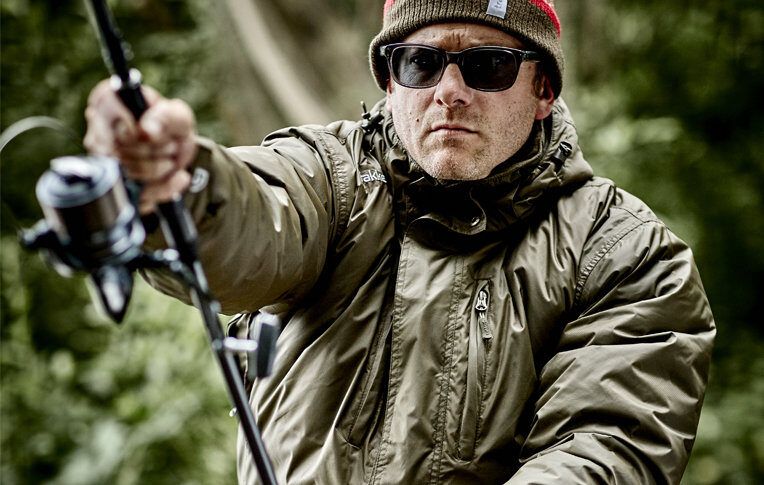 TRAKKER ELEMENTS siltā Jaka