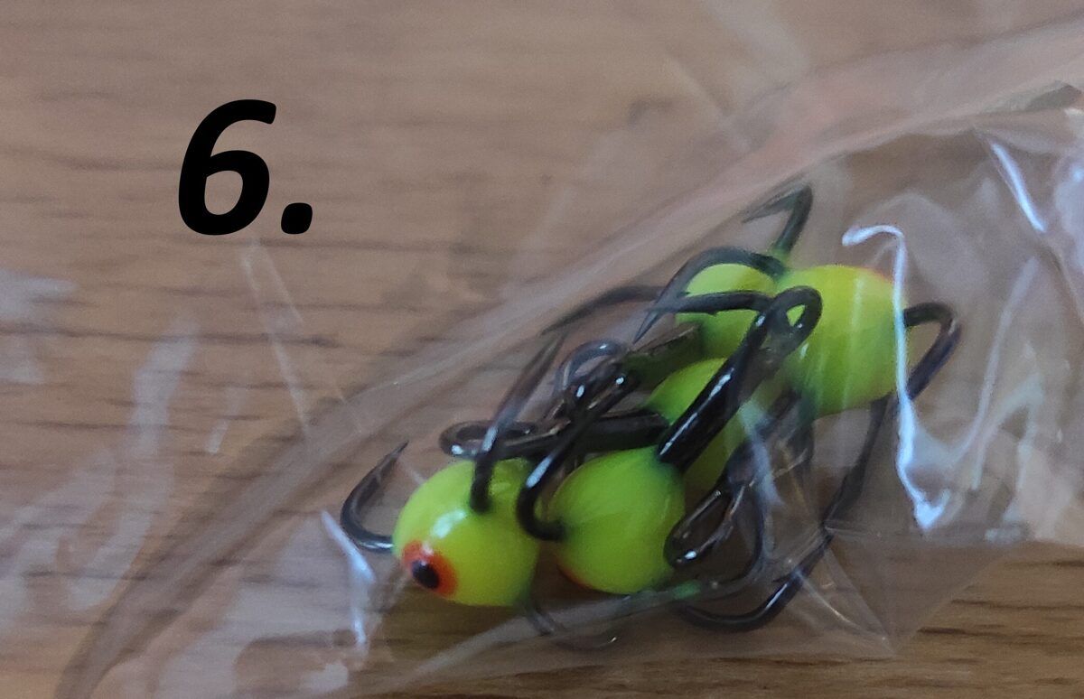 Ziemas mānekļi - Agat trīsžuburu āķi ar UV efektu