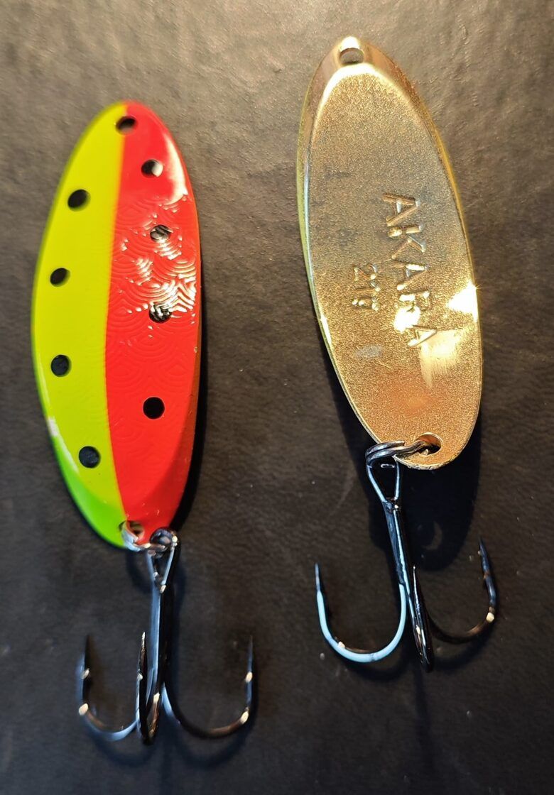 Top1 Spožo Taimiņu šūpiņš Akara - 21g ar āķi