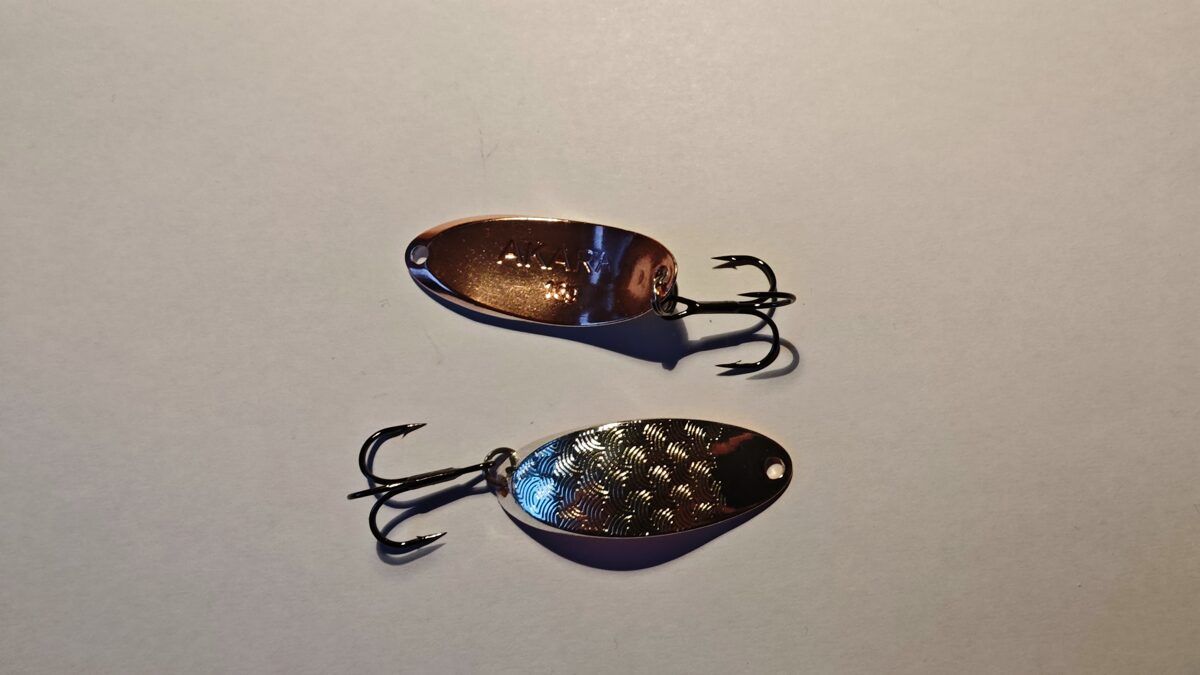 Top1 Spožo Taimiņu šūpiņš Akara - 16g ar āķi