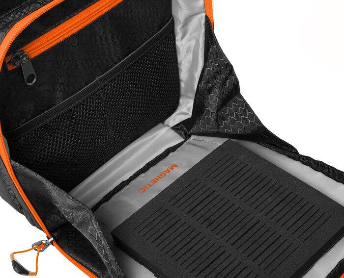 Soma Delphin ATAK! Swift Melna