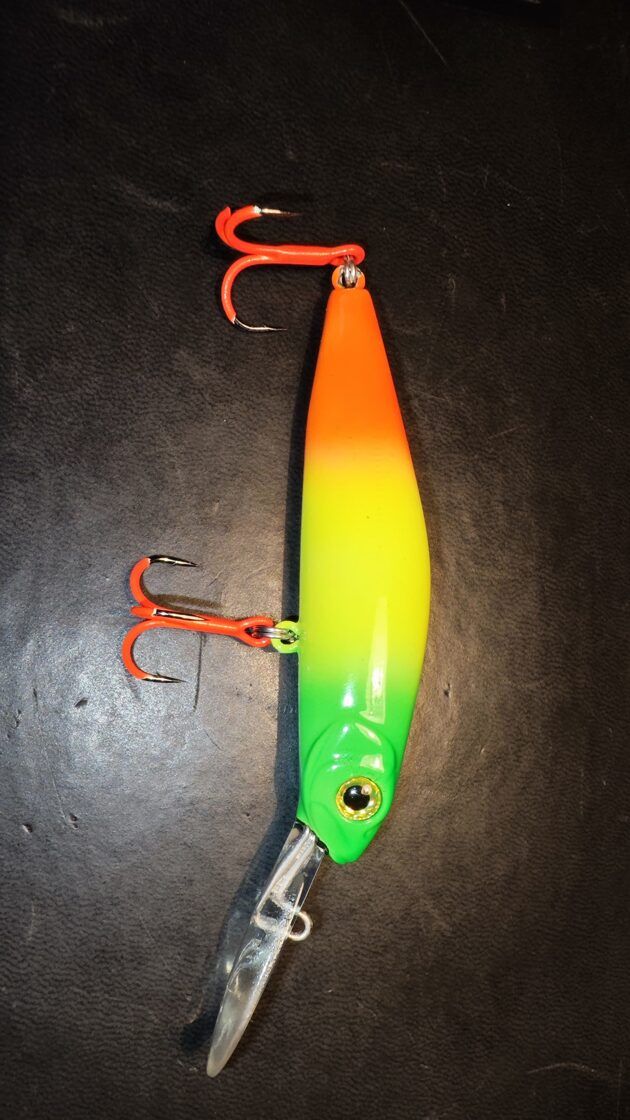 Ekskluzīvs krāsojums Pontoon 21 Crack Jack 78F DR