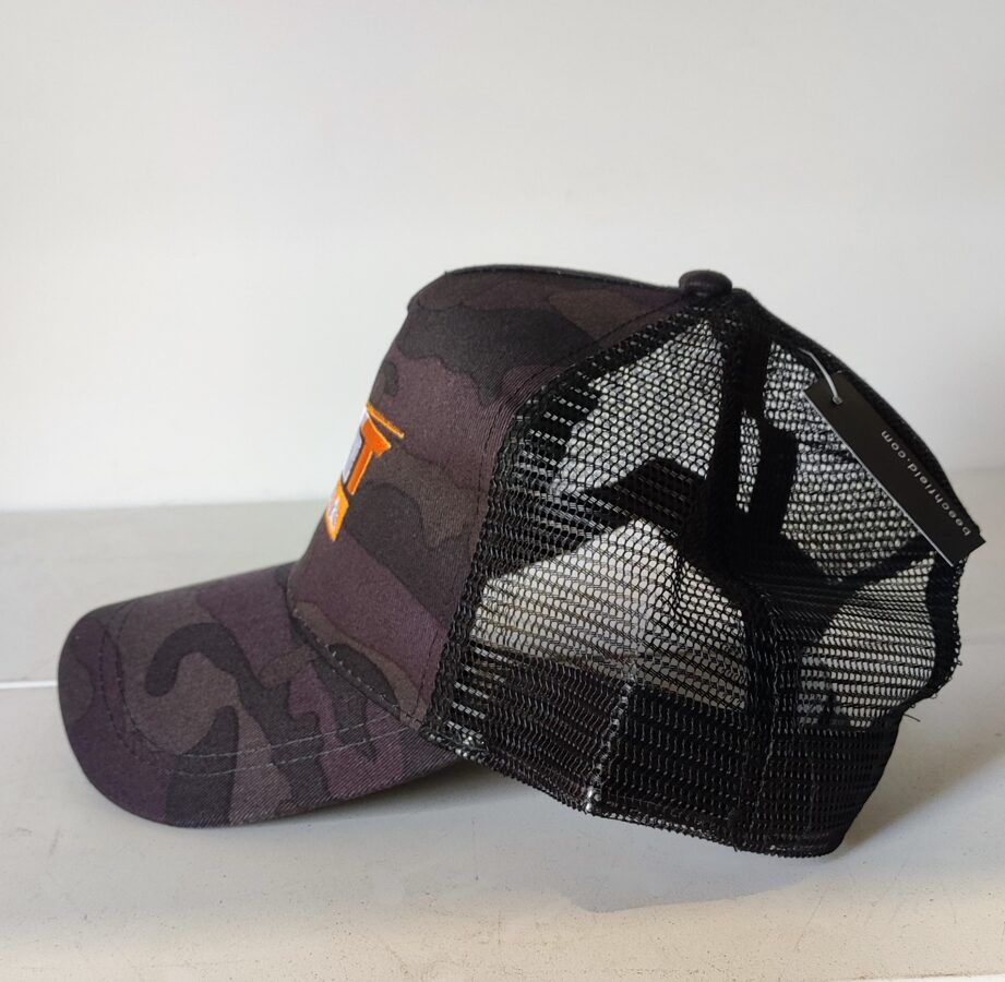 NGT Latvia LOGO kamuflāžas cepure ar sietu, Camo trucker cap