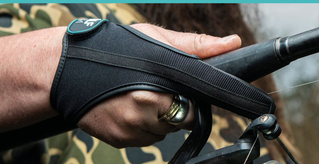 WOLF XK-1 KEVLAR CASTING GLOVE, Cimds iemetienam L vai XL