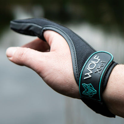 WOLF XK-1 KEVLAR CASTING GLOVE, Cimds iemetienam L vai XL