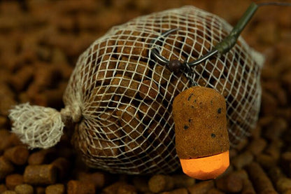 STICKY THE KRILL DUMBELL WAFTERS, Krila vafteri cilindra formā