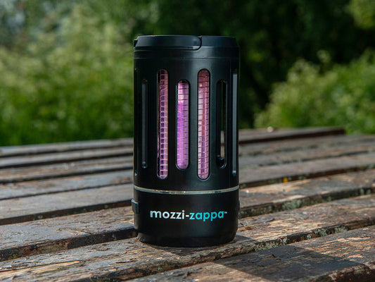 WOLF Mozzi Zappa kukaiņu/odu iznīcinātājs un Lampa divi vienā