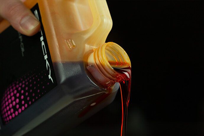 STICKY CAP OIL, Dažādu zivju eļļas asais maisījums - 1L