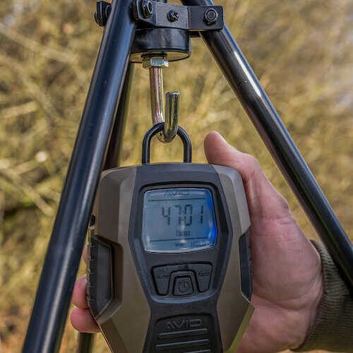 AVID Carp LOK DOWN WEIGH TRI-POD , Svēršanas trijkājis
