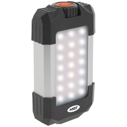 NGT 21 balta + 6 sarkanas LED lampiņu gaismeklis ar 10400mAh Powerbank bateriju, 500 Lumen LED Light