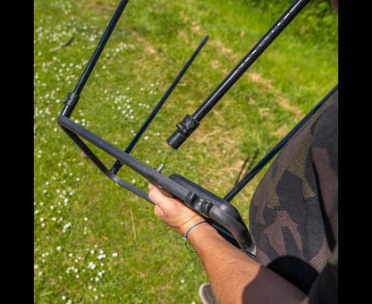 AVID Carp BAIT STATION & KIT, Iebarošanas stacija un komplekts