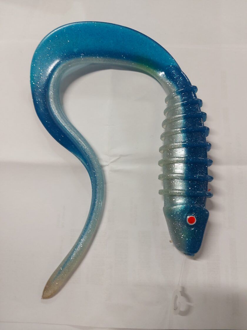 OSHELure Vbone Tail 10" (25cm) / Pelāģisko Līdaku Mīkstais Māneklis