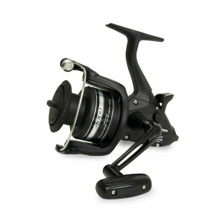 SHIMANO Baitrunner ST 4000 FB Front Drag, Karpu un fīdera spole ar baitrunner