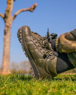 Korda - KORE Kombat Boots - Olīvkrāsas vai brūni zābaki