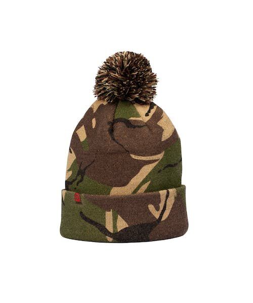 Trakker CAMO BOBBLE, Kamuflāžas siltā ziemas cepure ar bumbuli