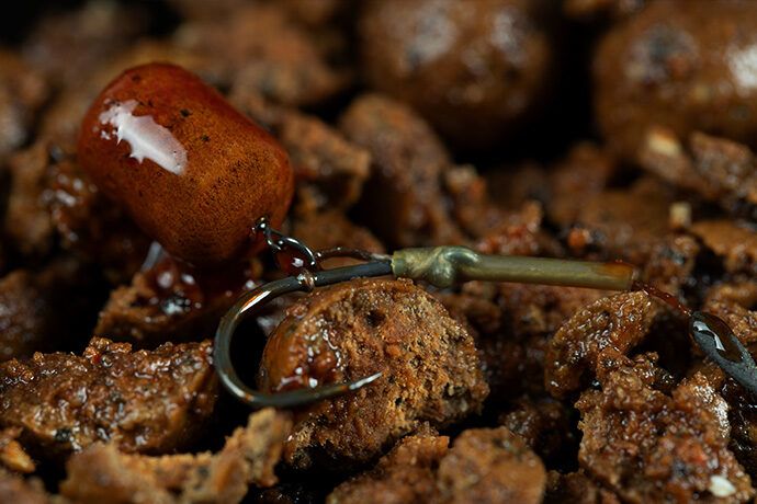 STICKY BLOODWORM DUMBELLS, Motiļa Cilindra formas boilas