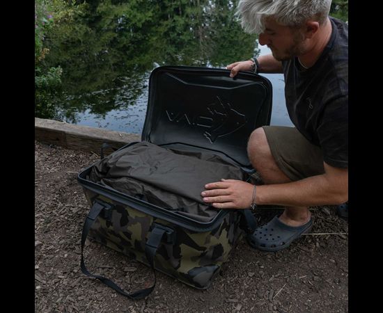 AVID CARP STORMSHIELD PRO CARRYALL , Vidēja izmēra pārnēsāšanas soma