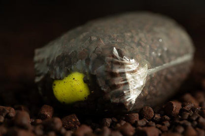 STICKY PINEAPPLE & N'BUTYRIC WAFTERS, Ananāsu/Sviestskābes puspeldošās boilas jeb vafteri 12x14mm