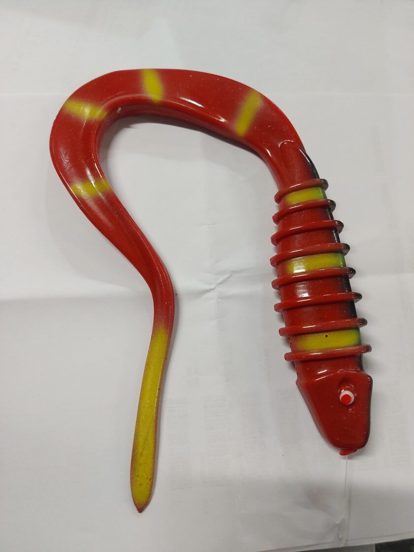 OSHELure Vbone Tail 10" (25cm) / Pelāģisko Līdaku Mīkstais Māneklis