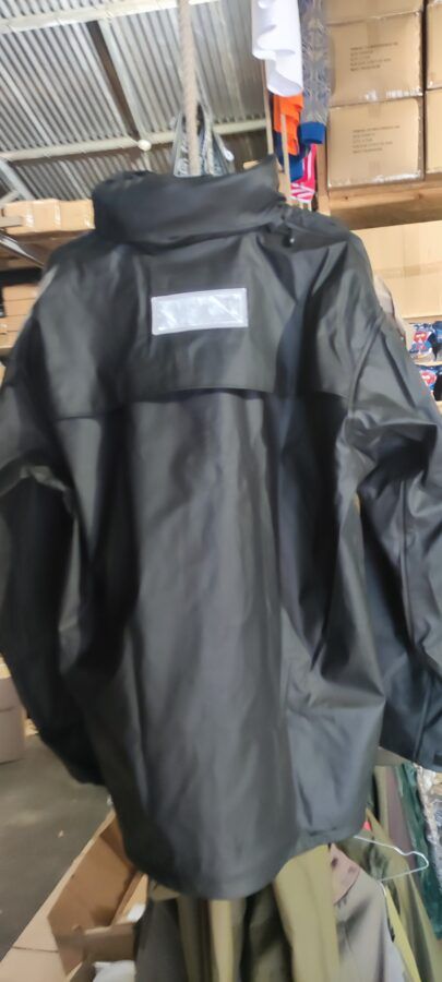 FLADEN FISHING Ūdensnecaurlaidīga jaka ar atstarotājiem - Melna, LARGE izmērs