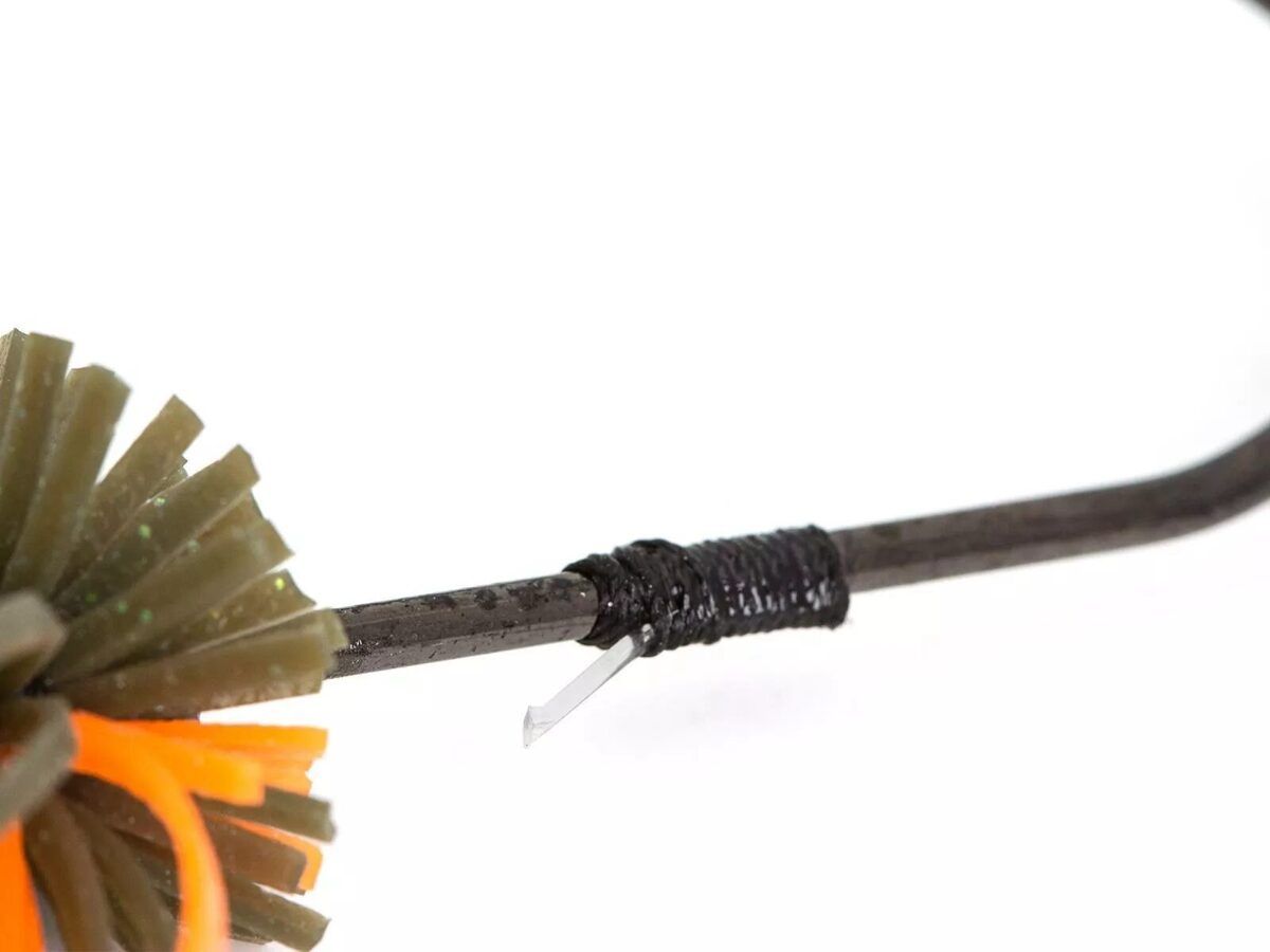 NORIES Hulachat 10G , 8cm Chatterbait / Vibrējošais māneklis ar papildus gumijām