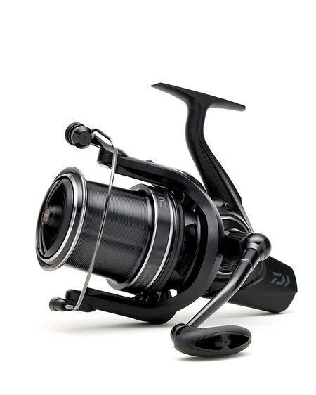 DAIWA 23 EMBLEM 45 SCW QD / Karpu Spole